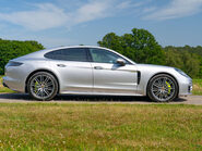 Porsche Panamera 4 E-Hybrid Platinum Edition 3