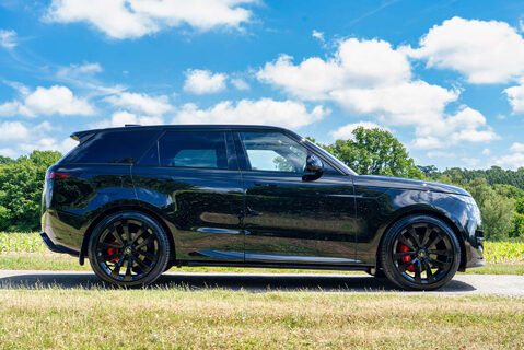 Land Rover Range Rover Sport D300 Dynamic SE 3