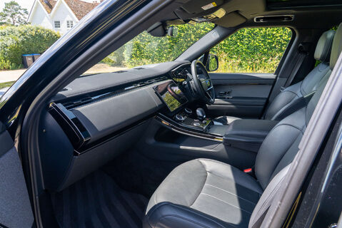 Land Rover Range Rover Sport D300 Dynamic SE 8