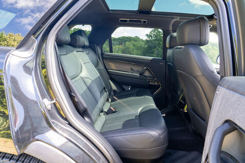 Land Rover Range Rover Sport D300 Dynamic SE 15