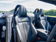 Aston Martin Vantage Roadster 10