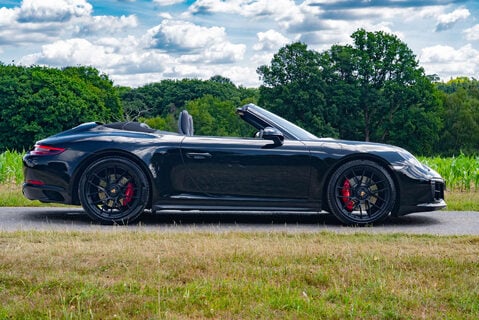 Porsche 911 Carrera GTS PDK 4