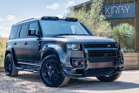 Land Rover Defender D350 HSE HardTop 1