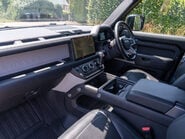 Land Rover Defender D350 HSE HardTop 8