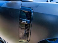Land Rover Defender D350 HSE HardTop 17