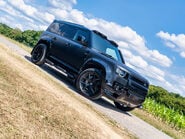 Land Rover Defender D350 HSE HardTop 19