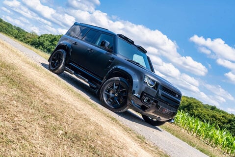 Land Rover Defender D350 HSE HardTop 19