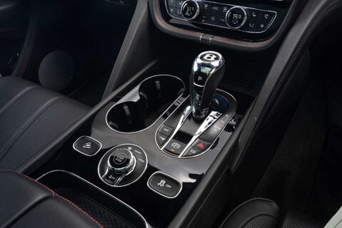 Bentley Bentayga 4.0 Bentayga V8 14