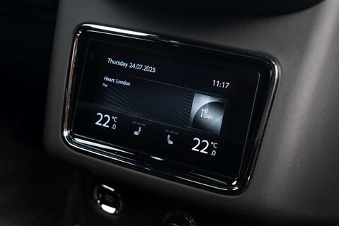 Bentley Bentayga 4.0 Bentayga V8 17