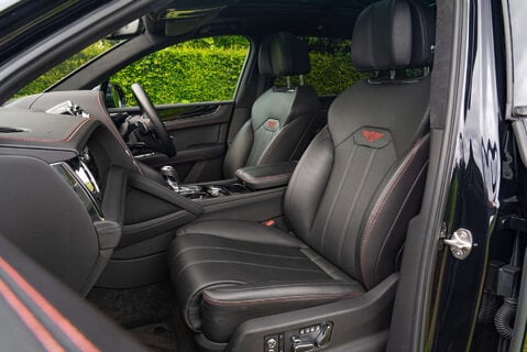 Bentley Bentayga 4.0 Bentayga V8 9