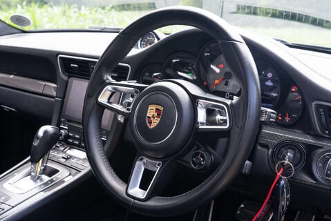 Porsche 911 3.0 911 Carrera S PDK 13