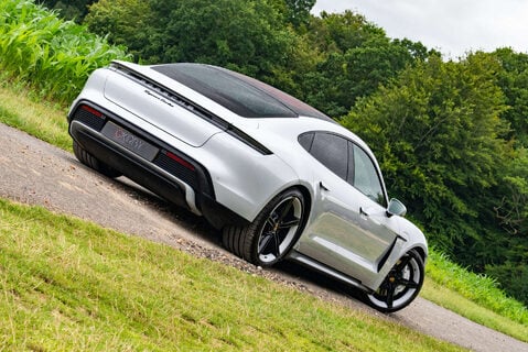 Porsche Taycan Taycan Turbo 20