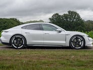 Porsche Taycan Taycan Turbo 3