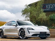 Porsche Taycan Taycan Turbo 1