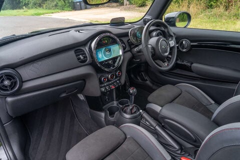Mini Hatch John Cooper Works 1TO6 Edition 8