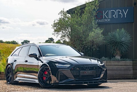 Audi RS6 Carbon Black Urban 1