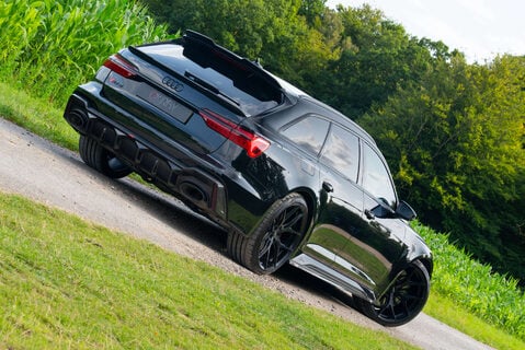Audi RS6 Carbon Black Urban 16