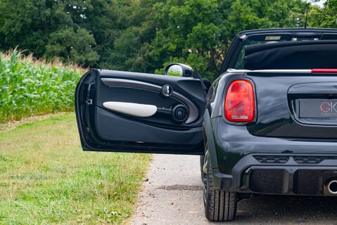 Mini Convertible John Cooper Works 7