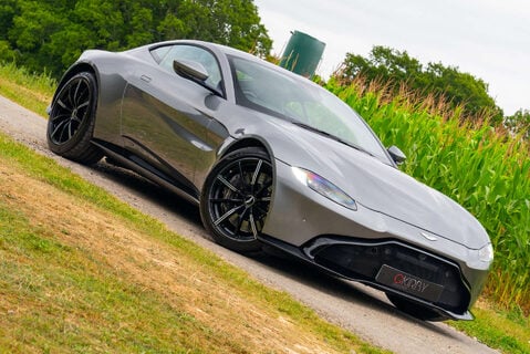Aston Martin Vantage V8 19