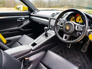 Porsche 718 Cayman GTS 9