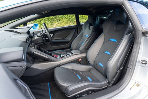 Lamborghini Huracan LP640-4 EVO Coupe 18