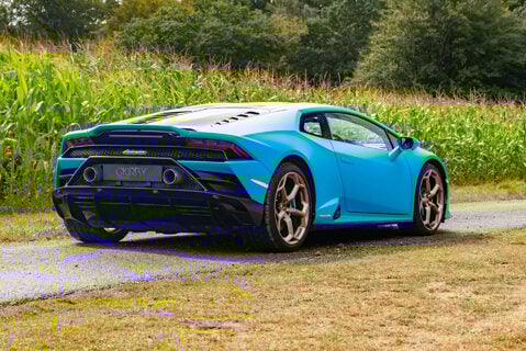 Lamborghini Huracan LP640-4 EVO Coupe 8