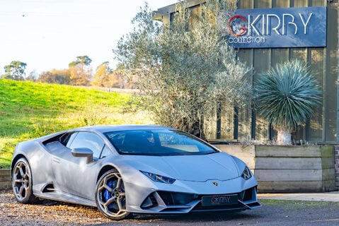 Lamborghini Huracan LP640-4 EVO Coupe 2