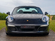 Porsche 911 Targa 4 GTS PDK 18