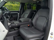 Land Rover Defender D250 SE County Edition 9