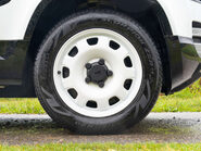 Land Rover Defender D250 SE County Edition 5