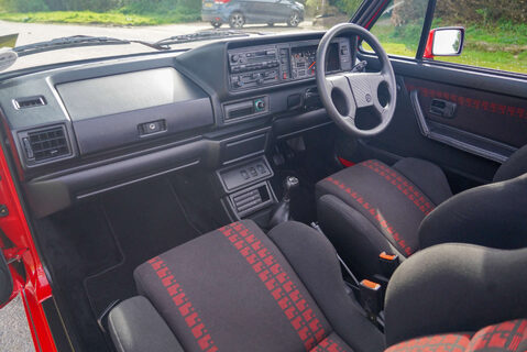 Volkswagen Golf 1.8 Golf GTi SportLine 2dr 8