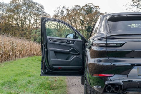 Porsche Cayenne 4.0 Cayenne GTS Auto 4WD 5dr 7