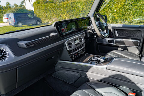 Mercedes-Benz G Class G63 AMG V8 BiTurbo 8
