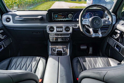 Mercedes-Benz G Class G63 AMG V8 BiTurbo 12