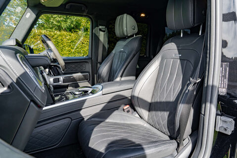 Mercedes-Benz G Class G63 AMG V8 BiTurbo 9