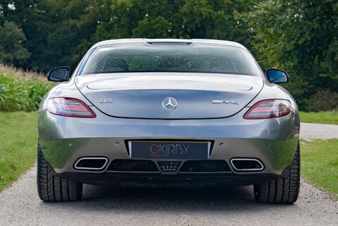 Mercedes-Benz A Class SLS AMG 33