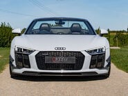 Audi R8 5.2 R8 Spyder Quattro V10 Semi-Auto 4WD 2dr 26