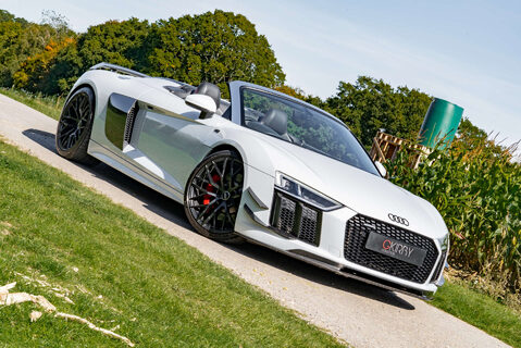 Audi R8 5.2 R8 Spyder Quattro V10 Semi-Auto 4WD 2dr 19