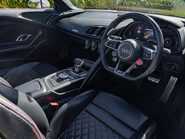 Audi R8 5.2 R8 Spyder Quattro V10 Semi-Auto 4WD 2dr 10