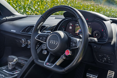 Audi R8 5.2 R8 Spyder Quattro V10 Semi-Auto 4WD 2dr 13
