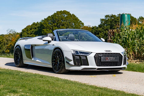 Audi R8 5.2 R8 Spyder Quattro V10 Semi-Auto 4WD 2dr 2