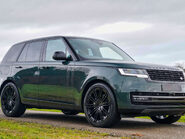 Land Rover Range Rover D300 SE 2