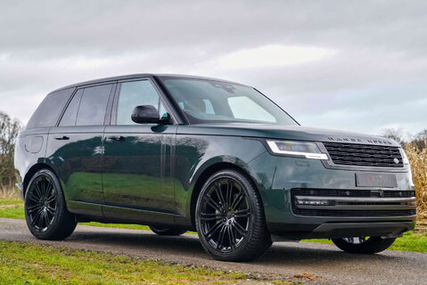 Land Rover Range Rover D300 SE 2