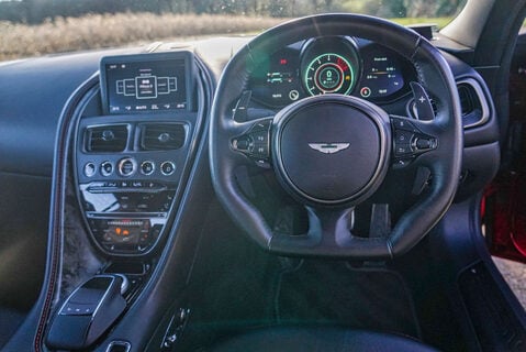 Aston Martin DBS DBS Superleggera V12 15