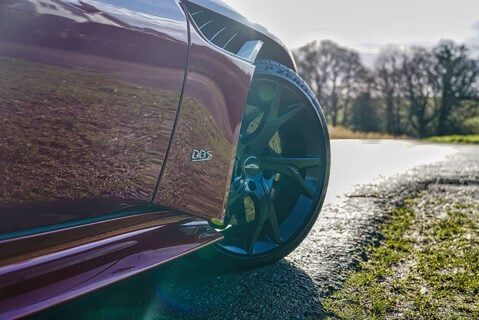 Aston Martin DBS DBS Superleggera V12 6