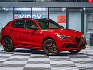 Alfa Romeo Stelvio 2.9 V6 Quadrifoglio 1