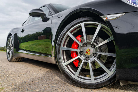 Porsche 911 3.8 Carrera S PDK 6