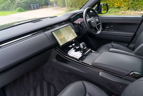 Land Rover Range Rover Sport P400 Dynamic SE 7