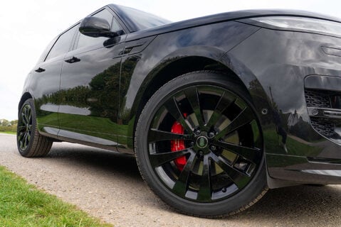Land Rover Range Rover Sport P400 Dynamic SE 5