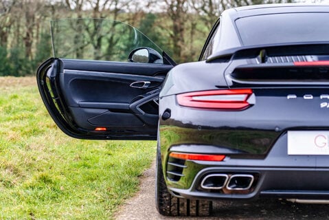 Porsche 911 991.2 TURBO 7